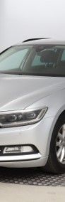 Volkswagen Passat B8 , Navi, Klimatronic, Tempomat, Parktronic,-3
