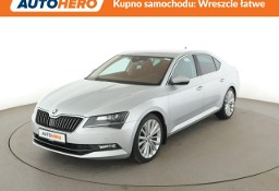 Skoda Superb III DSG bi-xenon/LED navi grzane fotele climatronic kamera tempomat