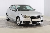 Audi A1 I (8X) , Klimatronic, Parktronic, Podgrzewane siedzienia