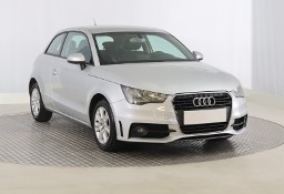 Audi A1 I (8X) , Klimatronic, Parktronic, Podgrzewane siedzienia
