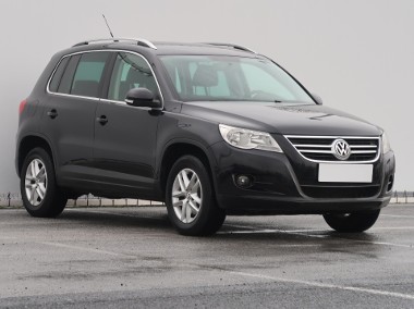 Volkswagen Tiguan , 170 KM, Skóra, Navi, Klimatronic, Parktronic,-1