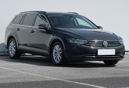 Volkswagen Passat B8 , Salon Polska, Serwis ASO, Automat, VAT 23%, Klimatronic,