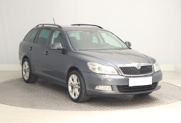 Skoda Octavia II , Klimatronic, Tempomat, Parktronic, Podgrzewane siedzienia,