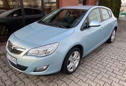 Opel Astra J