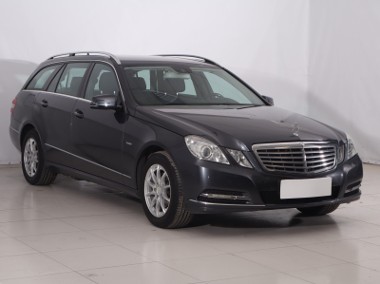Mercedes-Benz Klasa E W212 , Automat, Navi, Xenon, Bi-Xenon, Klimatronic, Tempomat,-1