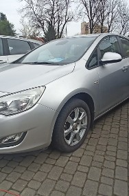 Opel Astra J GAZ-2
