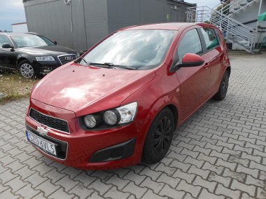 1.4 BENZYNA 101 KM-1