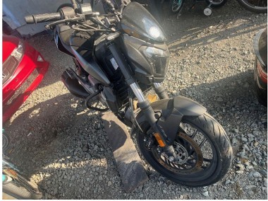 Motocykl Bajaj Dominar D 400-1