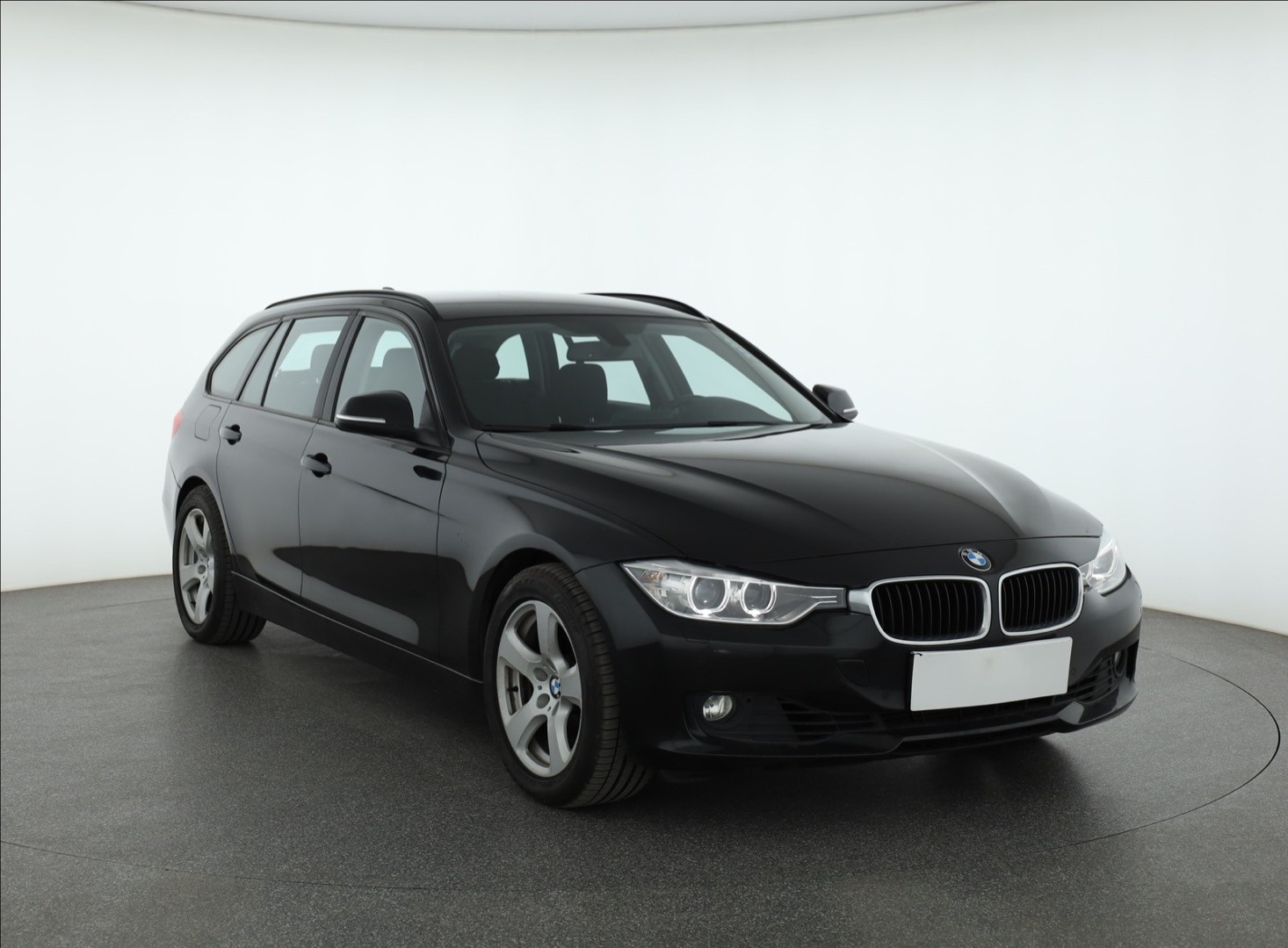 BMW SERIA 3 V (F30/F31/F34) BMW SERIA 3 , Automat, Xenon, Bi-Xenon, Klimatronic, Parktronic,