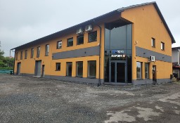 Biura i magazyn z regałami , plac , parking, ogrodzony teren