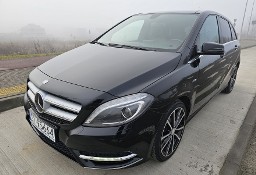 Mercedes-Benz Klasa B W246 B180 1,6 122 KM Navi Bi-Xenon Skóra Panorama