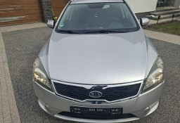 Kia Cee'd I Kia Ceed