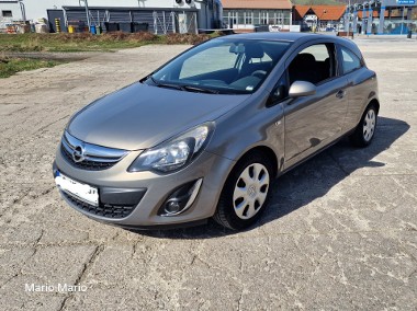 Opel Corsa 1,4 16v Energy-1