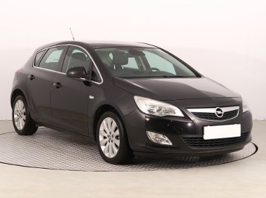 Opel Astra J , Skóra, Klimatronic, Tempomat, Parktronic-1