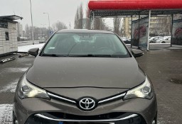 Toyota Avensis Auto kupione w salonie w Polsce, serwisowane.