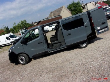Renault Trafic-1