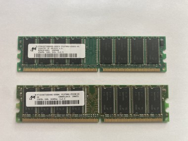 Pamięć RAM 2x Micron 256 MB DDR PC2700 333 MHz-1