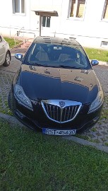 Zadbany samochód bez korzji