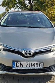 Toyota Auris II-2