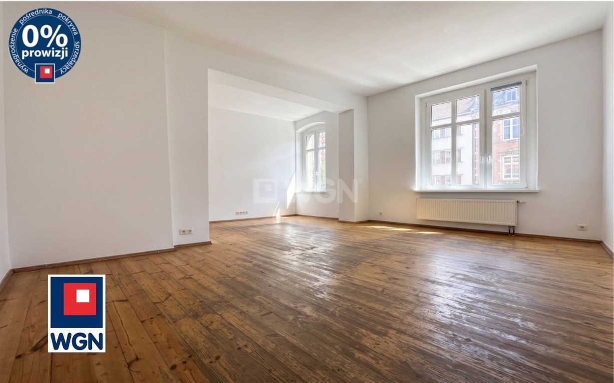 Mieszkanie na sprzedaż, 121 m², 6 pokoi Zabrze