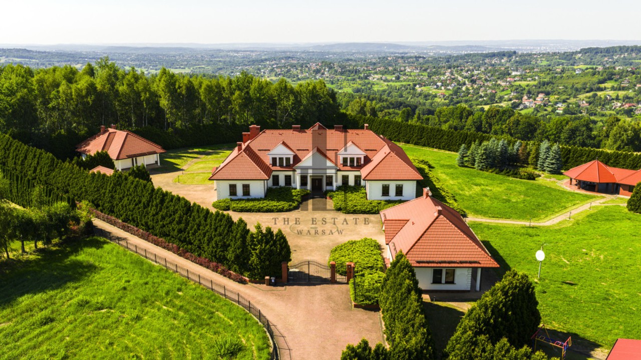 Rezydencja oraz 17.000 m² prywatnej przestrzeni