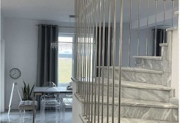 Balustrady nierdzewne – trwałość i styl