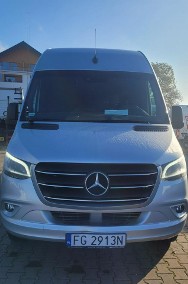 Mercedes-Benz Sprinter-2