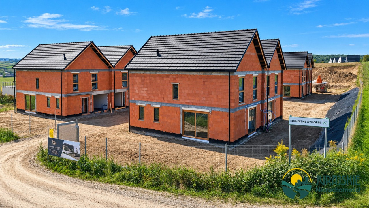 Dom na sprzedaż, 4 pokoje, 163 m², Mników