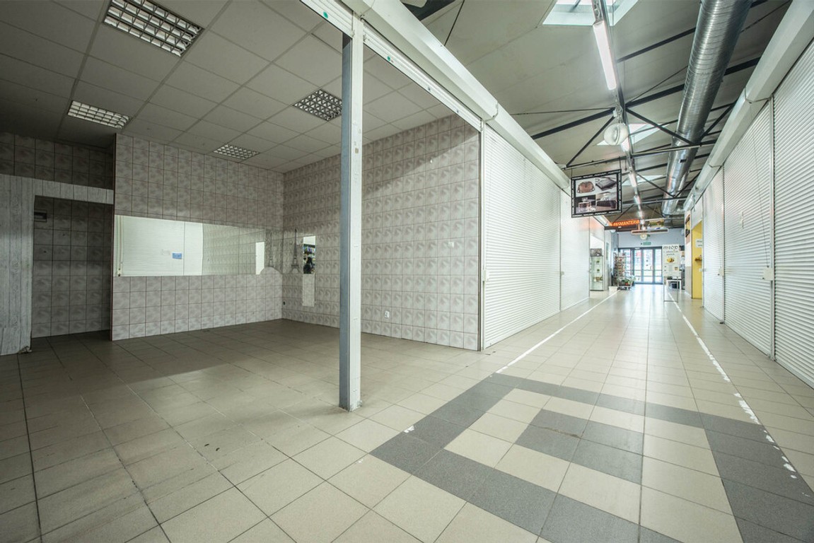 Lokal usługowy czeka na Twój biznes – pohled 2
