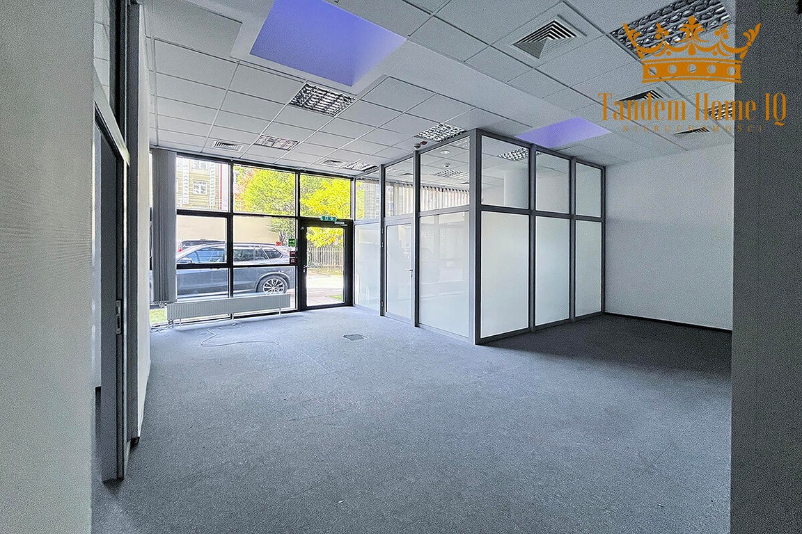Biuro lub lokal usługowy o pow 254 m² w centrum Warszawy na parterze – pohled 2