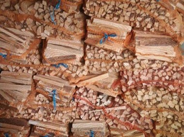 Drewno rozpałkowe i opałowe workowane DUŻE WORKI 80x50-2