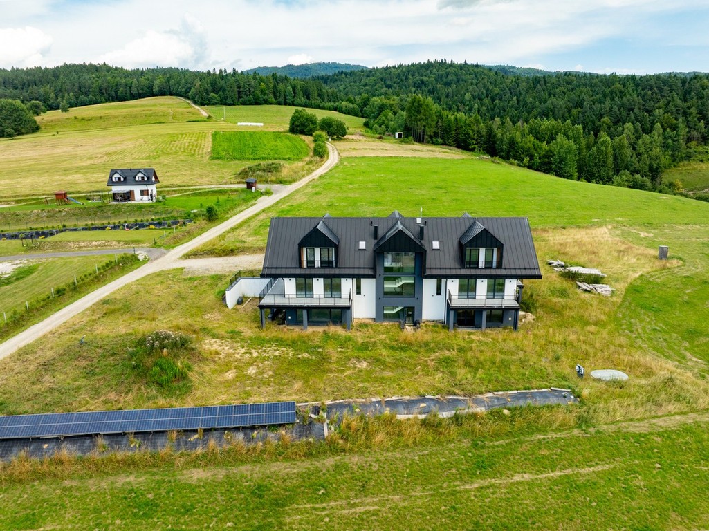 Budynek z apartamentami w Grywałdzie