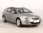 Opel Astra J , Klima, Tempomat, Podgrzewane siedzienia