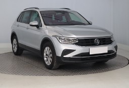 Volkswagen Tiguan , Salon Polska, 1. Właściciel, DSG, VAT 23%, Klimatronic,