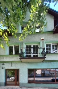 Dom szeregowy/kamienica z 2005 roku w Łowiczu-2