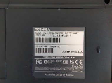 Laptop TOSHIBA Satellite L305D-SP69779r - używany. Brak baterii, brak ładowarki-1