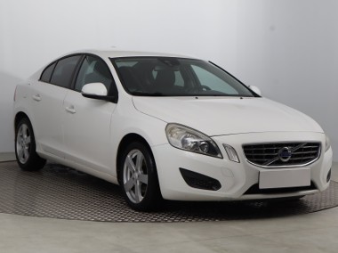 Volvo S60 II , Klimatronic, Tempomat, Parktronic,ALU-1