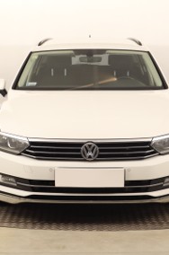 Volkswagen Passat B8 Serwis ASO, 190 KM, Navi, Klimatronic, Tempomat, Parktronic,-2