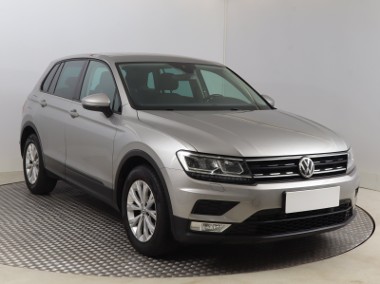 Volkswagen Tiguan , DSG, Navi, Klima, Tempomat, Parktronic,-1