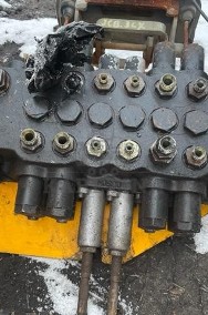 Jcb 3cx rozdzielacz hydrauliczny tylni-2