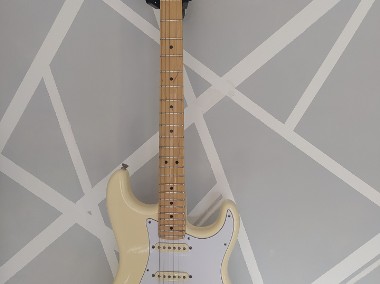 Gitara elektryczna Fender American Standard Stratocaster -1