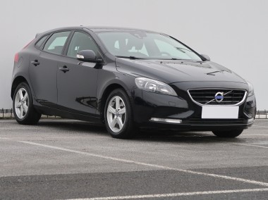 Volvo V40 II , Salon Polska, Klimatronic, Tempomat, Parktronic-1