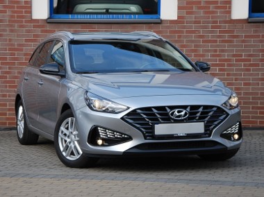 1,0 120 KM SMART , AUTOMAT , Navi ,Kamera Salon Pl.-1