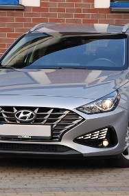 1,0 120 KM SMART , AUTOMAT , Navi ,Kamera Salon Pl.-2