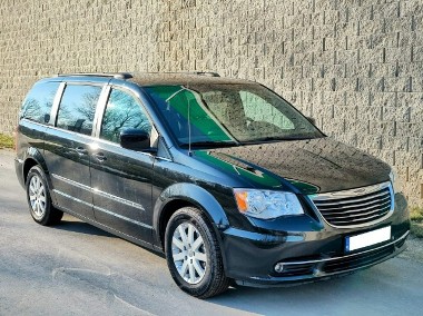 Chrysler Town & Country V-1