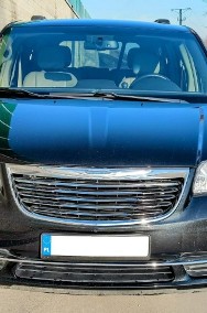 Chrysler Town & Country V-2