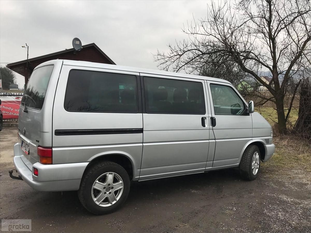 Volkswagen Transporter T4 CARAVELLE 2.5TDI/9OSOBOWY2