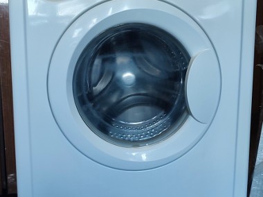 Sprzedam Pralka Indesit WISL 105 Używana-1