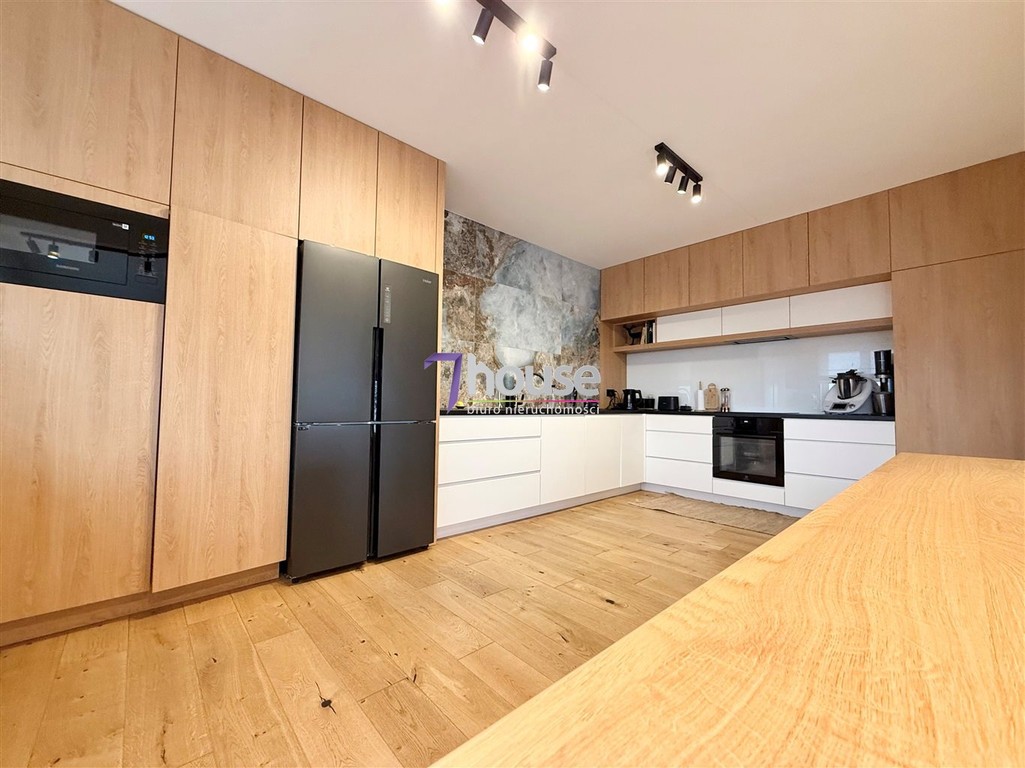 Mieszkanie na sprzedaż, 4 pokoje, 130 m², Lasowice