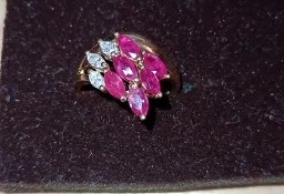 Złoty pierścionek próba 750 rubiny i diamenty